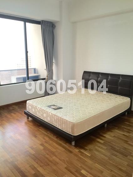 International Plaza thumbnail photo